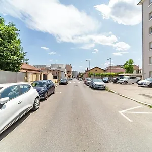 le-pelisson-6-pers-fonctionnel-gratte-ciel.hotels-rhonealpes.com/